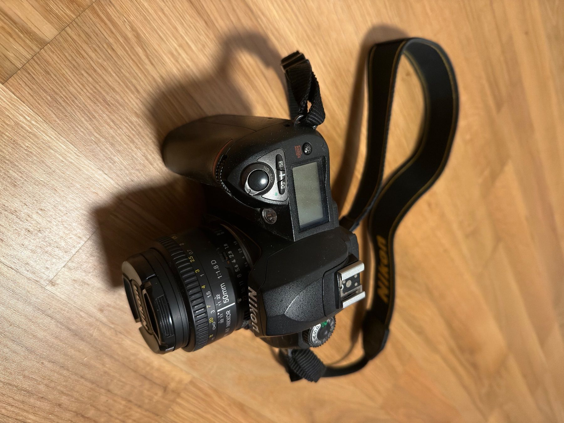 Nikon Fotocamera: Nikon D70s Spiegelreflexkamera – Usato da Volketswil venduto da Semai1 1