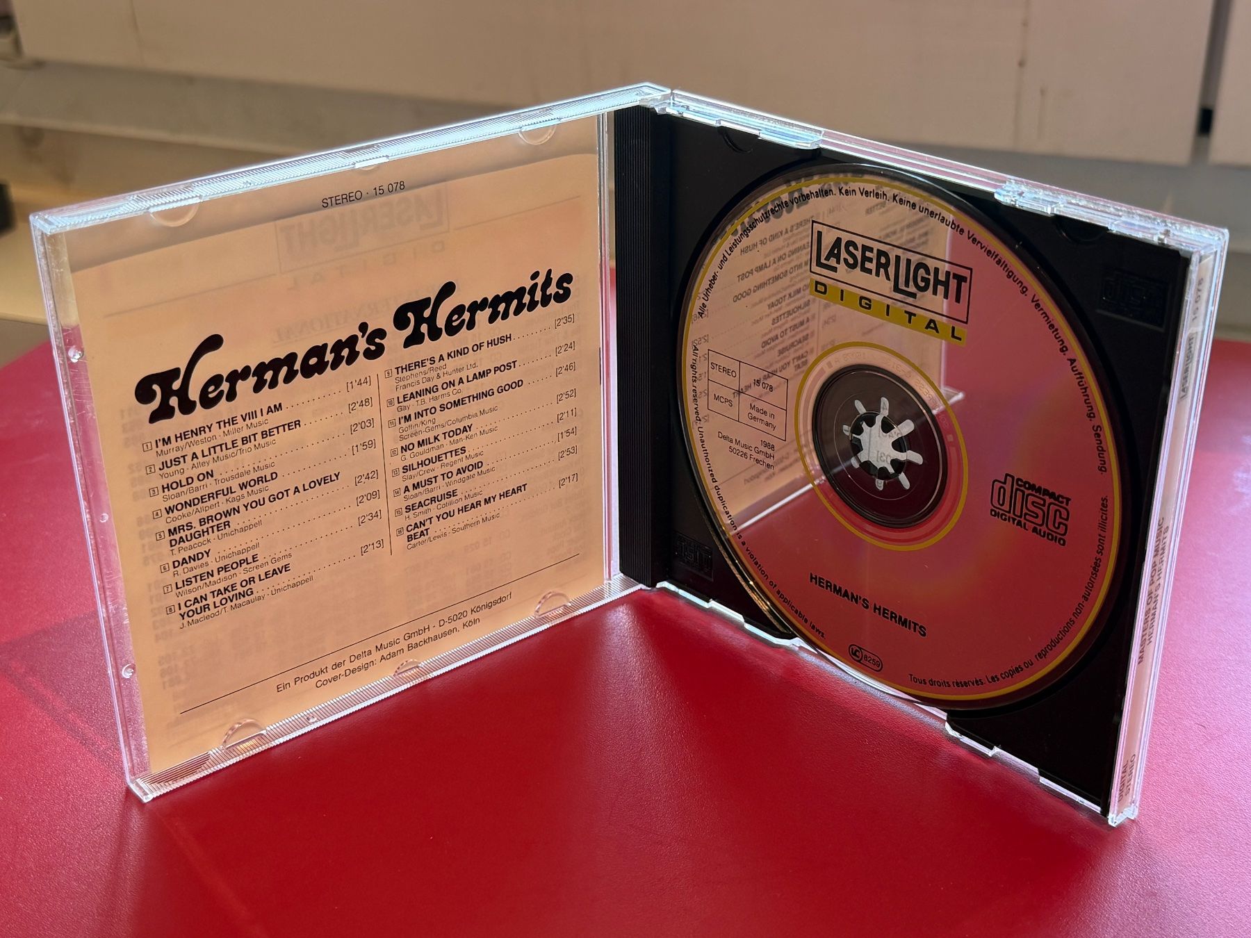 CD: Herman's Hermits - No Milk Today - KA01E – Nuovo (secondo la descrizione) da Küsnacht ZH venduto da Jazztilldawn 2