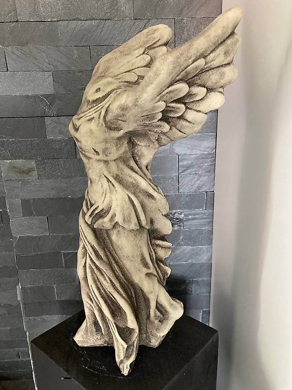 Sculture & Statue: Siegesgöttin Nike – Usato da Schwändi GL venduto da Blacklife 2
