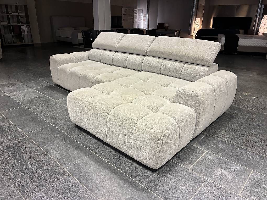 Sofas: Designer Sofa  – Gebraucht aus Fahrwangen von eli_kc5y