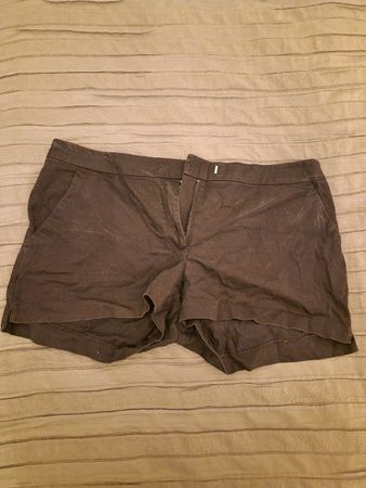 Schwarze Shorts von H&M in grösse 40.