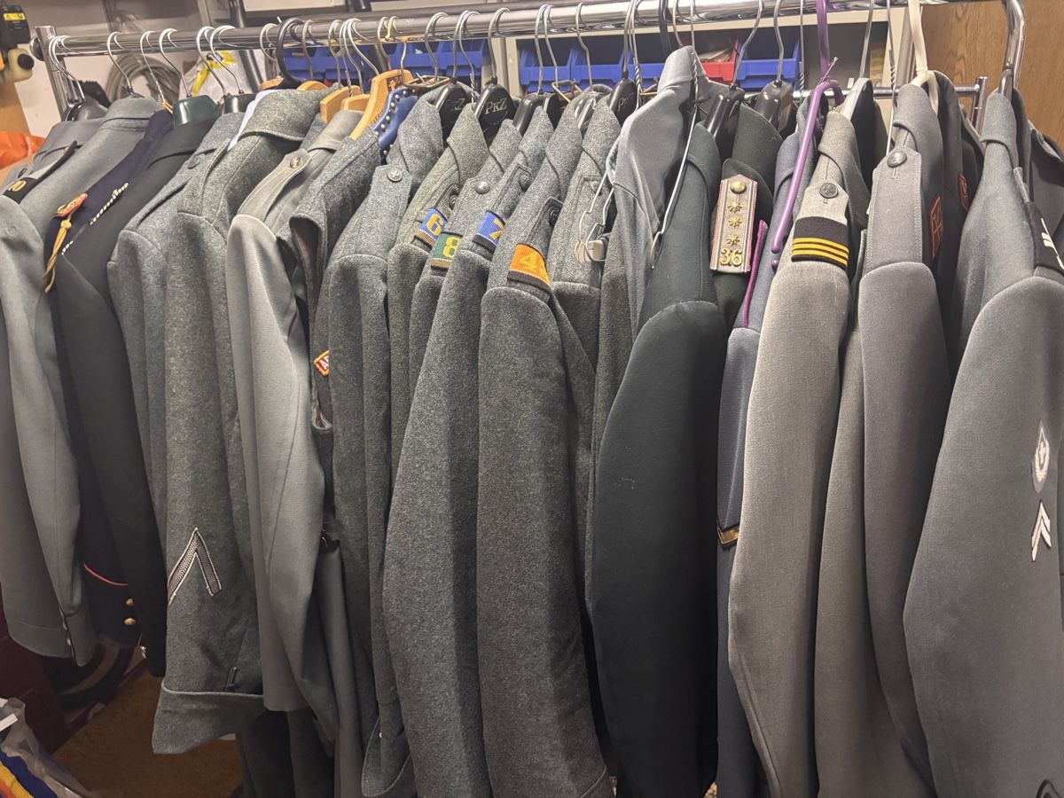 Costumi: Diverse Militär Uniformen/Kostüme – Usato da Sulgen venduto da Alinapina02 3
