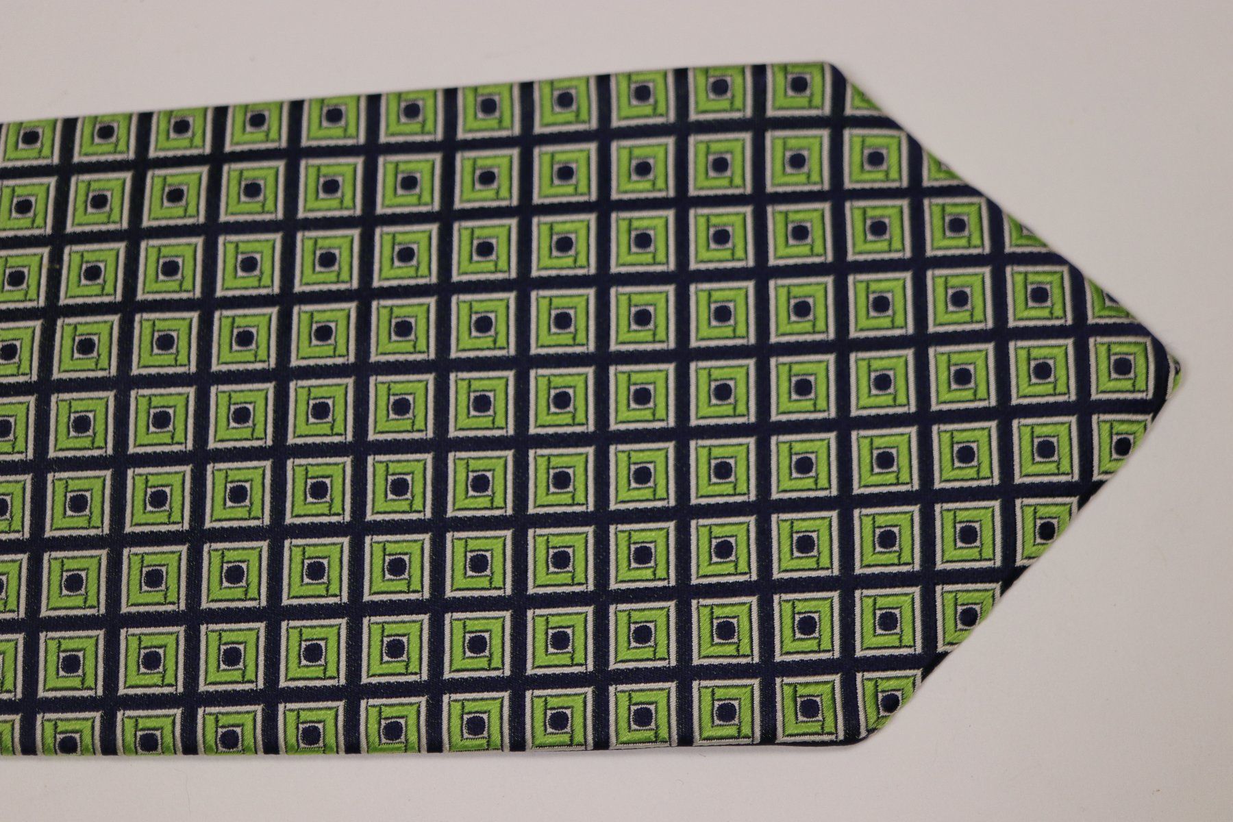 Kiton Krawatten: KITON Silk Tie - Kiton Seidenkrawatte – Gebraucht aus Hombrechtikon von BAZ-Vintage