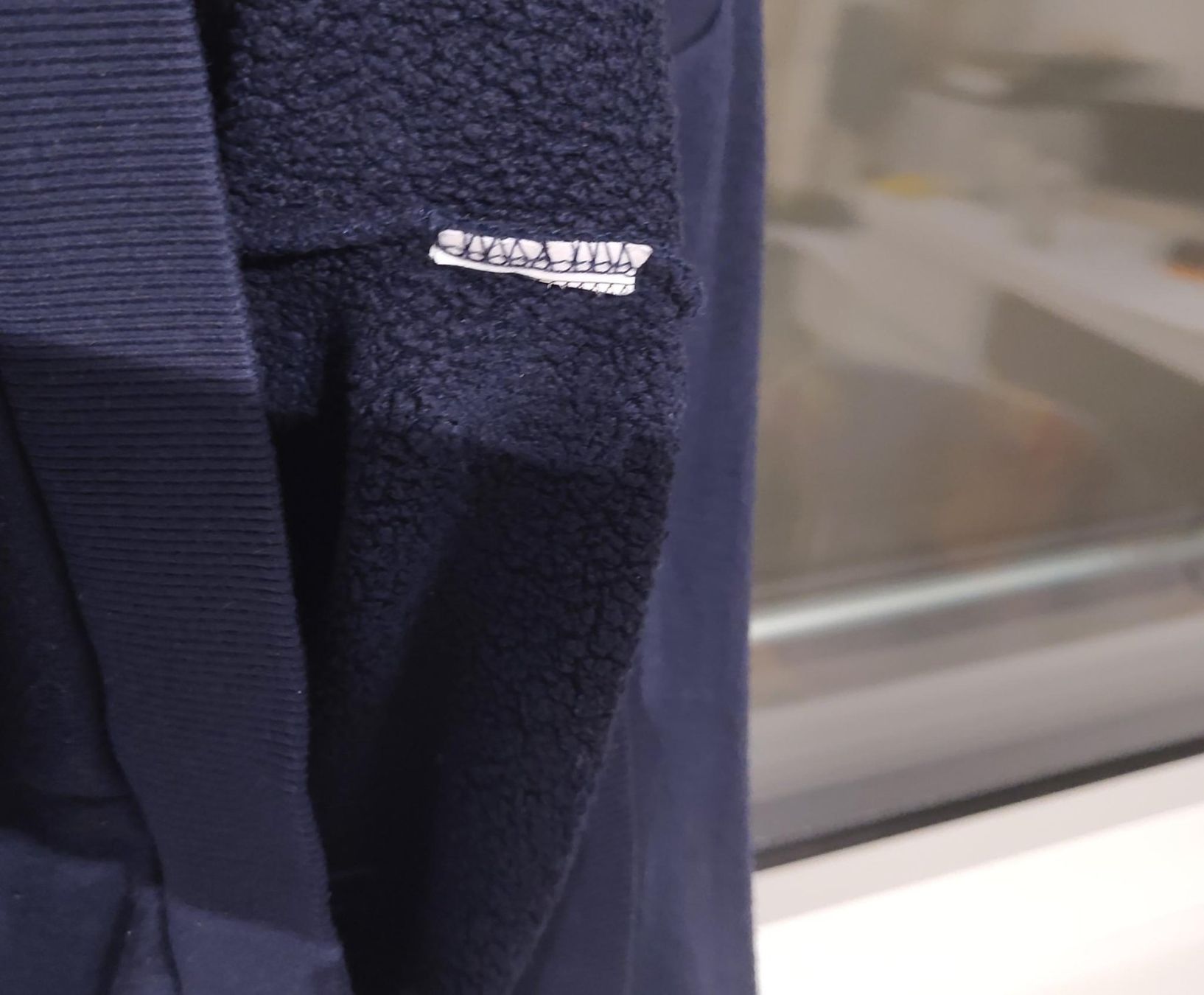 Pull&Bear Pullover & Sweatshirts: Pull&Bear mermaizing Pullover dunkelblau Grösse XS-S – Gebraucht aus Zürich von ale_7k2j 4