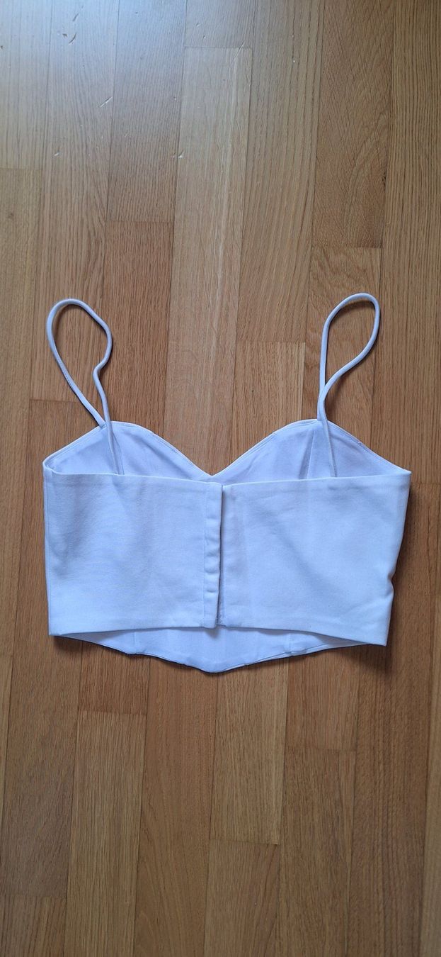 Zara Top: Zara, bustier blanc – Nuovo (secondo la descrizione) da Lussery-Villars venduto da pousinete02 1