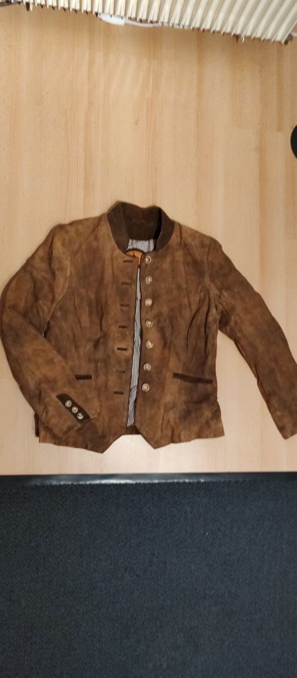 Jacken: Damen Lederjacke braun – Gebraucht aus Grenchen von car_qq2t