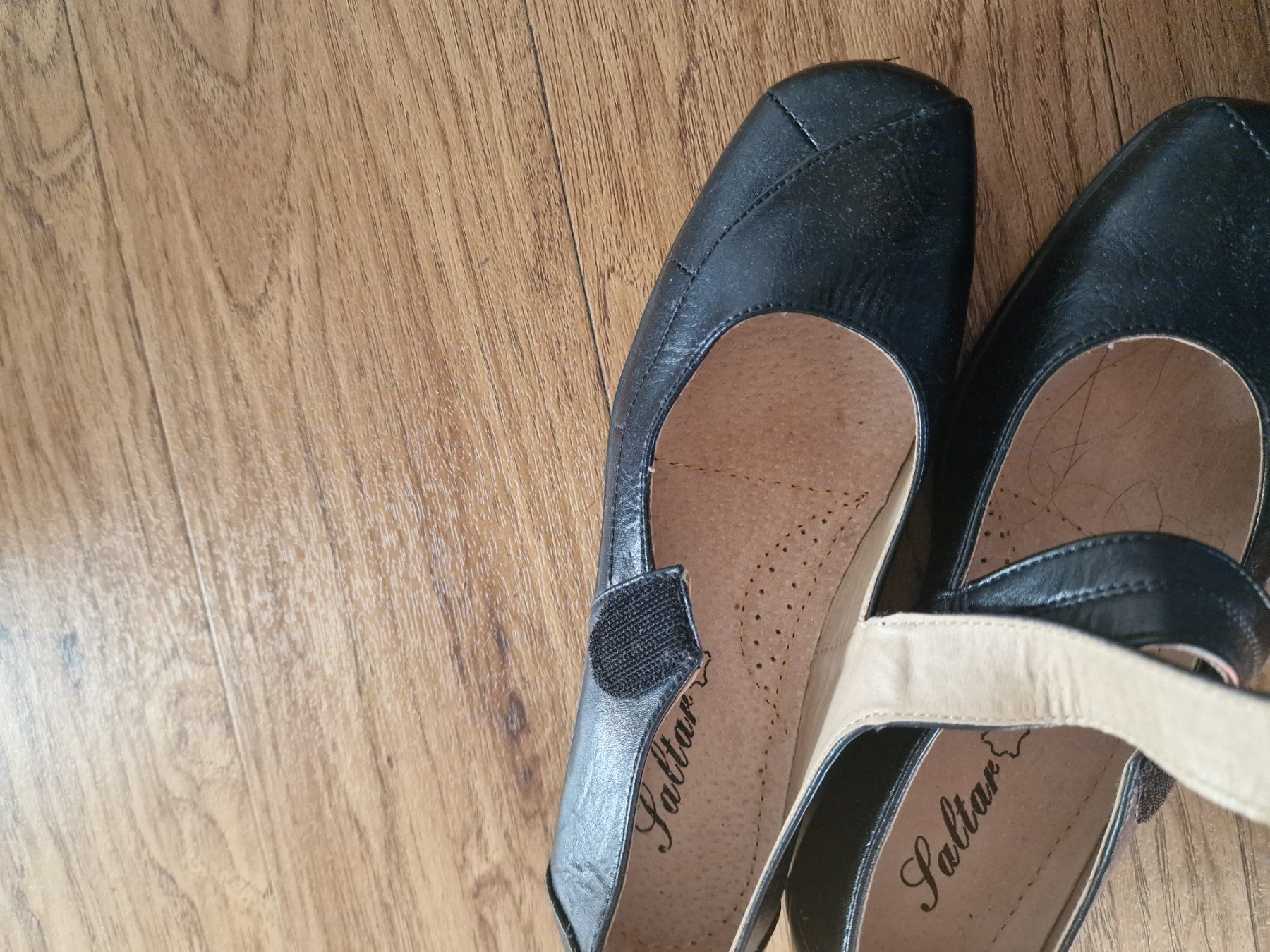 Scarpe da donna: Leder Schuhe  Gr. 37 – Nuovo (secondo la descrizione) da Wald ZH venduto da Cjp 2