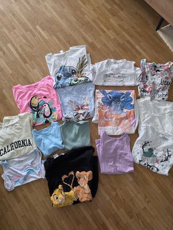 50 teiliges Mädchen Kleiderpaket alle Jahreszeiten