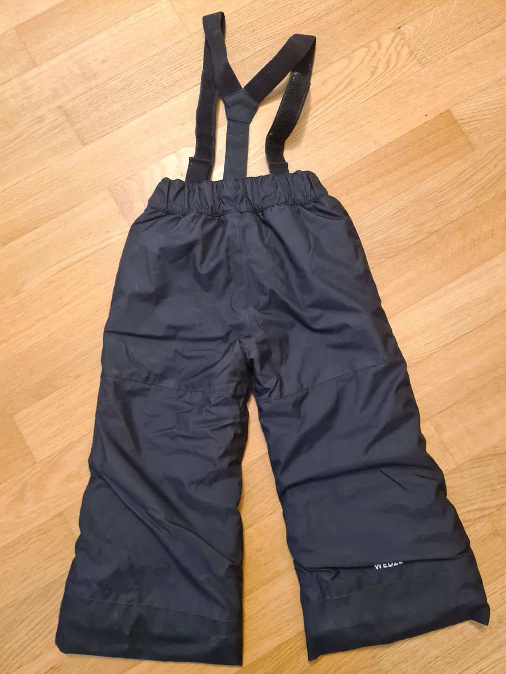 Decathlon Lotti & Set di vestiti: Winterset mit Skianzug, Grosse 104 – Usato da Zumikon venduto da daryona 6