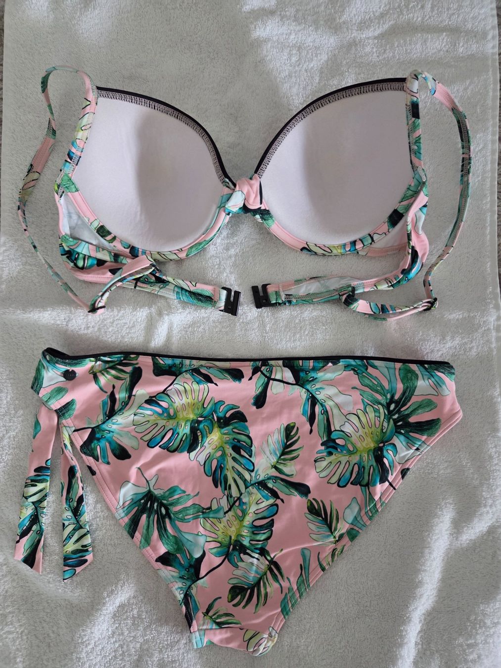 Esprit Maillots de bain & Bikinis: Esprit Bikini Rosa Tropical in M – D'occasion à Küsnacht ZH par msz_99nh 1