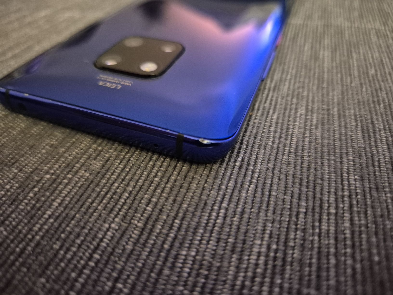 Huawei Telefoni cellulari / Smartphones: Huawei Mate 20 Pro in der Farbe Twilight – Usato da Niederbuchsiten venduto da pumpingpopeye 2