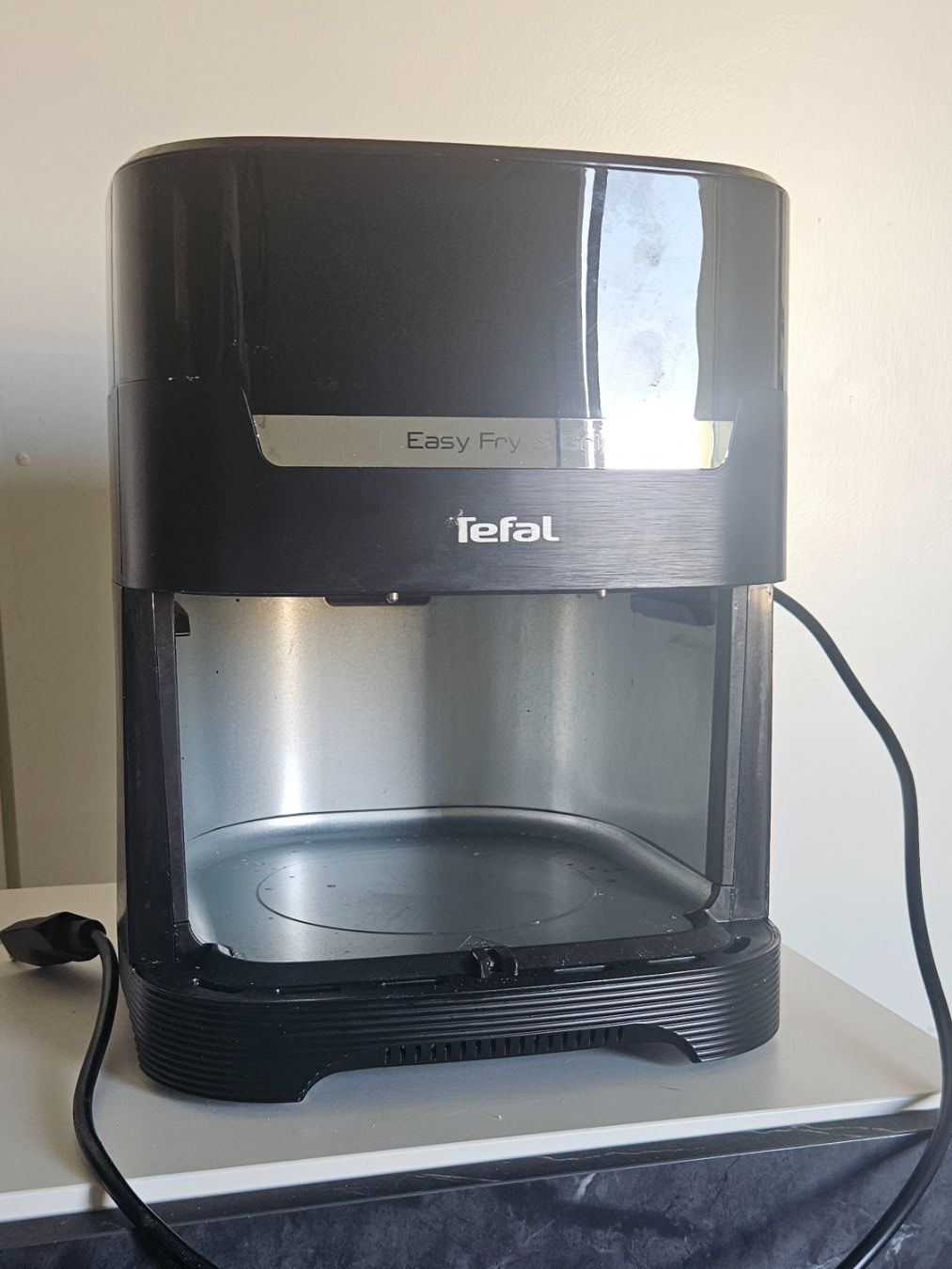 Küchengeräte: Airfryer Tefal – Gebraucht aus Wollerau von mir_5qld 1