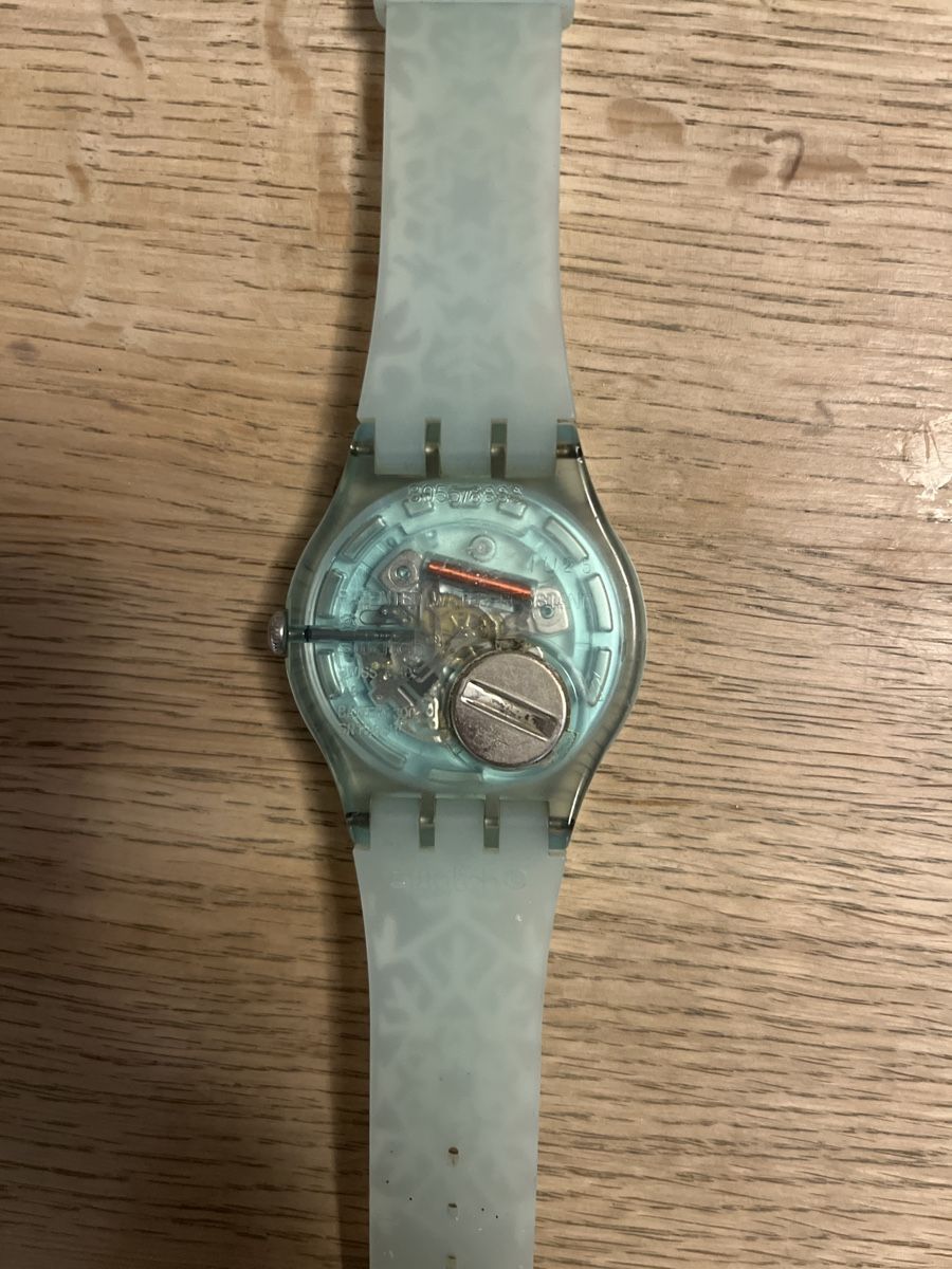 Swatch Montres: Swatch GOD JUL - X-Mas Special 2016 – D'occasion à Horgen par James2002 2