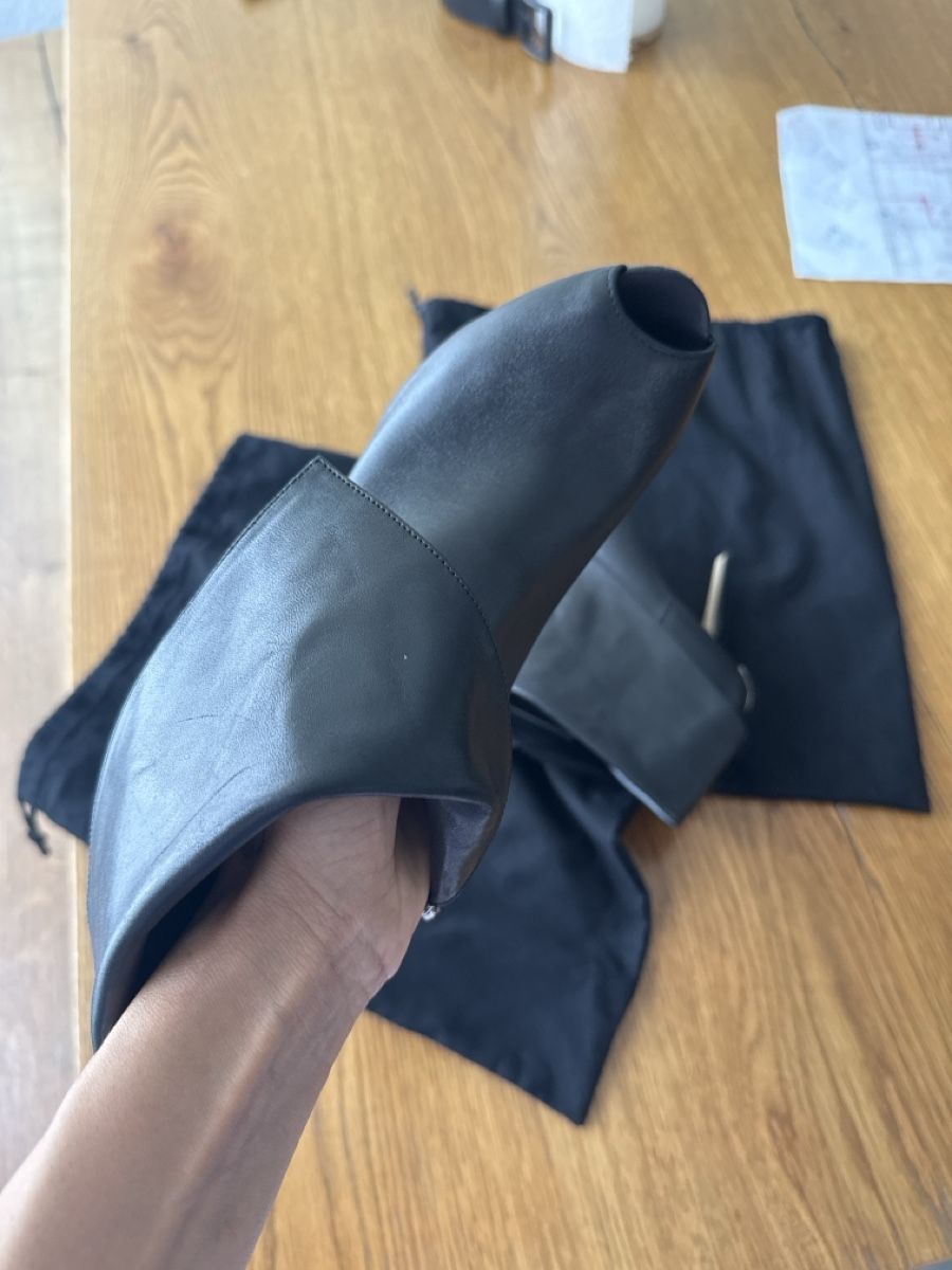 Michael Kors Scarpe da donna: Chic Black Leather Heeled Ankle Boots - Michael Kors – Usato da Oberglatt ZH venduto da Sale12 5