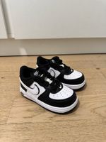Kinderschuh Nike Air Force1 Gr.22