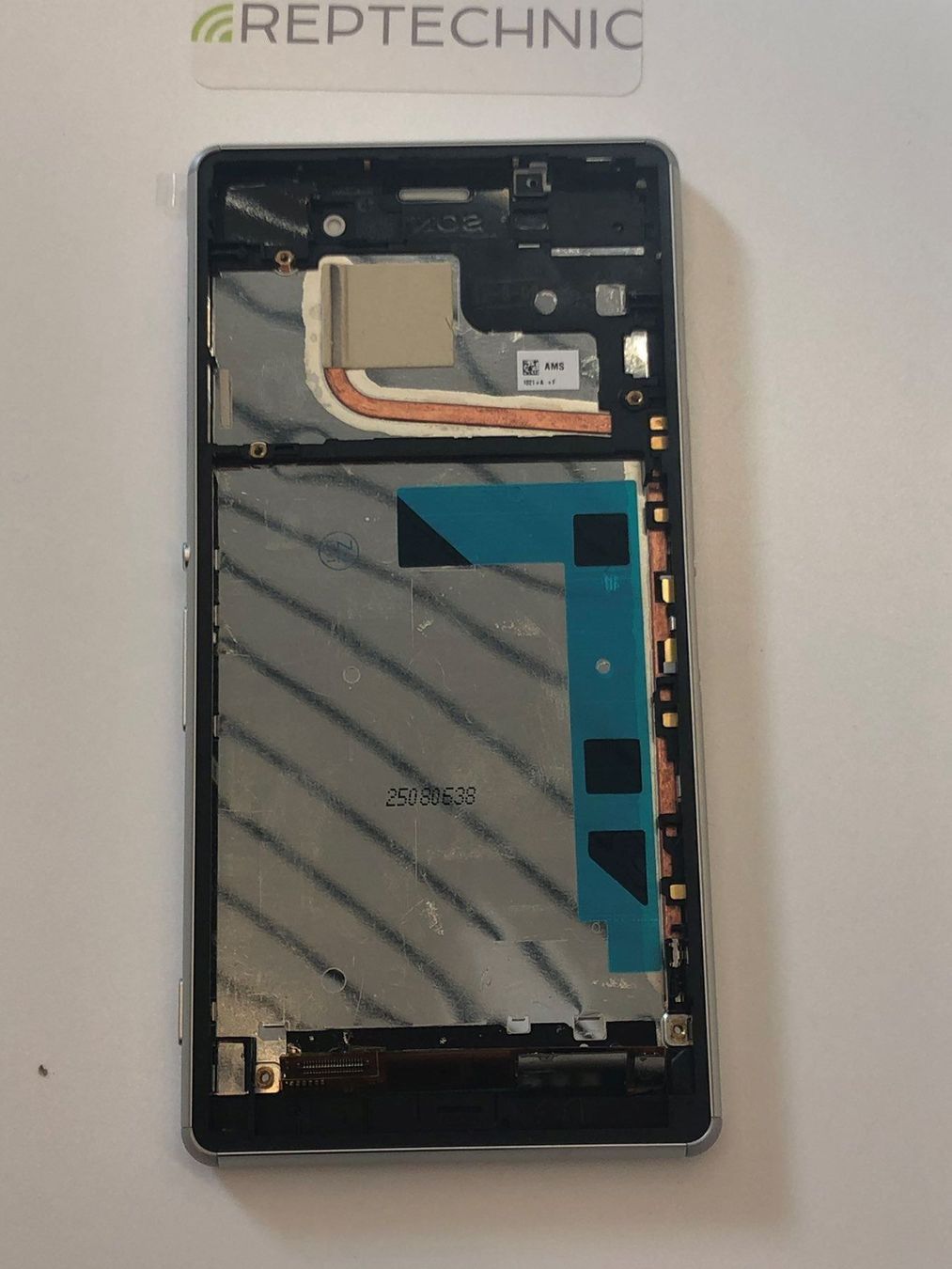 Sony Telefoni cellulari / Smartphones: Sony Xperia Z3 Display mit Rahmen weiss – Nuovo e nell'imballaggio originale da bern venduto da reptechnic 1