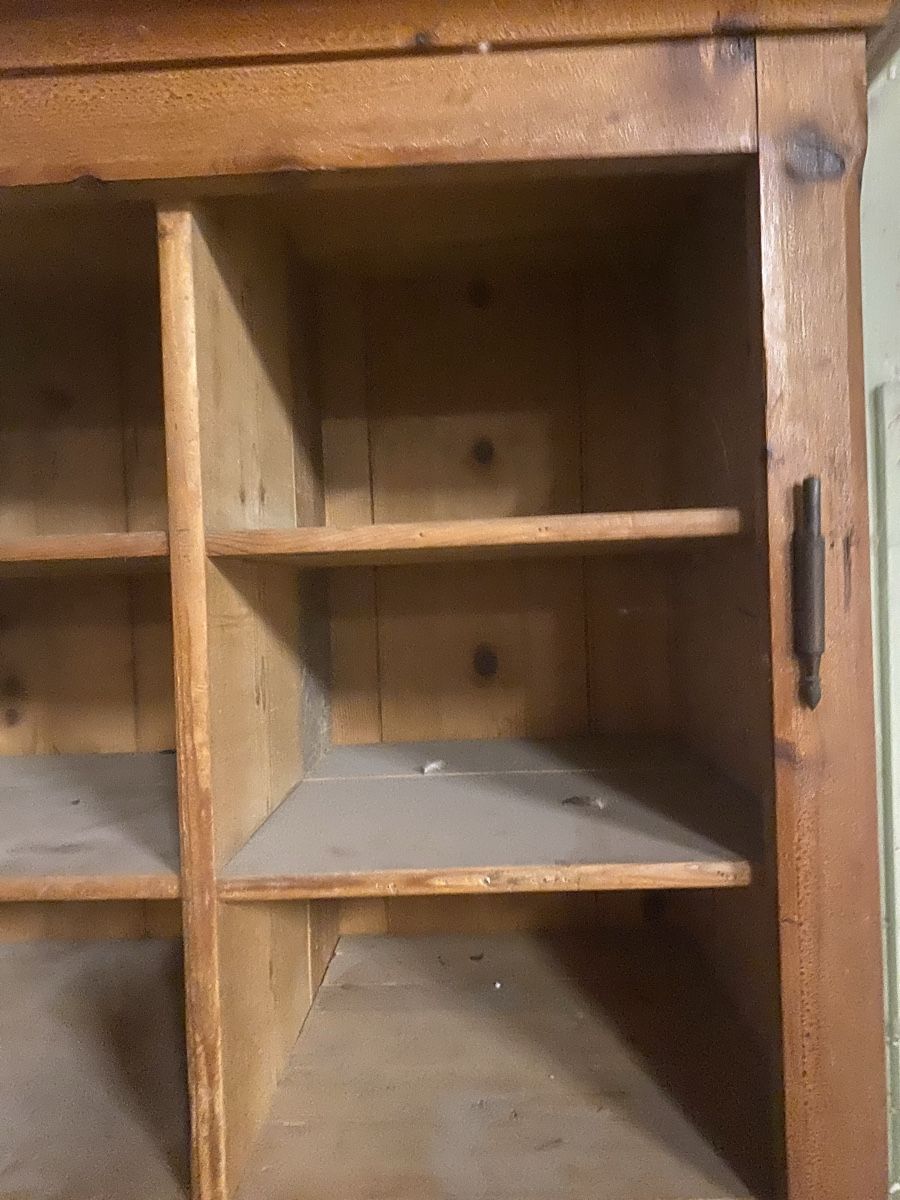 Scaffali: Antiker Kasten Regal Garage – Usato da Menzingen venduto da Edelmuni7 1