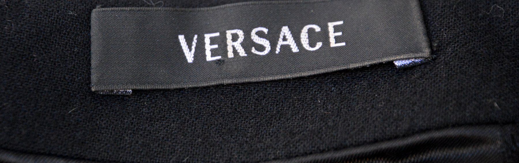 Versace Vestiti: Versace Kleid / robe .40 – Usato da Collonges venduto da arashee 6