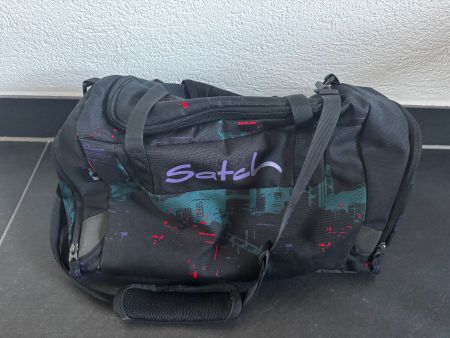 *Satch* Sporttasche/Turntasche schwarz, farbiges Muster NEU!