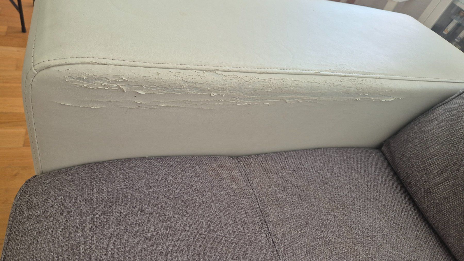 Sofas: Ecksofa mit Schlaffunktion und Bettkasten – D'occasion à Thalwil par Mese 1
