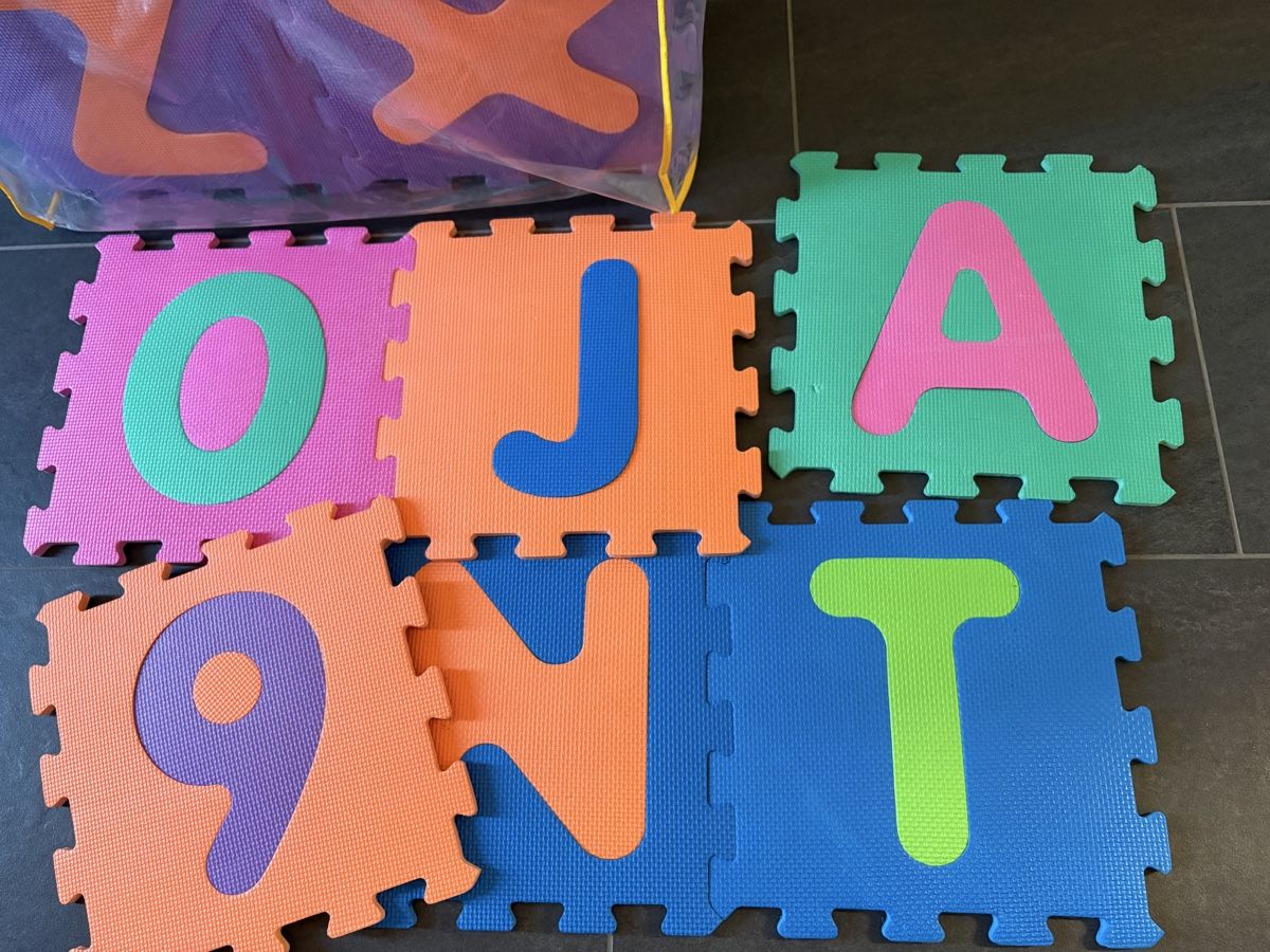 Spielmatte: Spielmatte Set bunt 36-teilig – Gebraucht aus Steckborn von eve.su 2