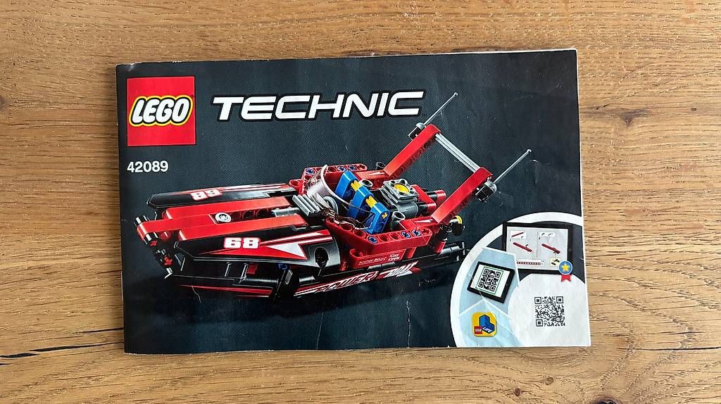 Lego Giocattoli: LEGO Technic 42089 - Rennboot – Usato da Frauenfeld venduto da Renegade77 1