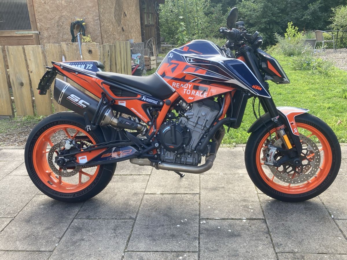 Strada: KTM 890 Duke R Spezial – Usato da Rüttenen venduto da sti72