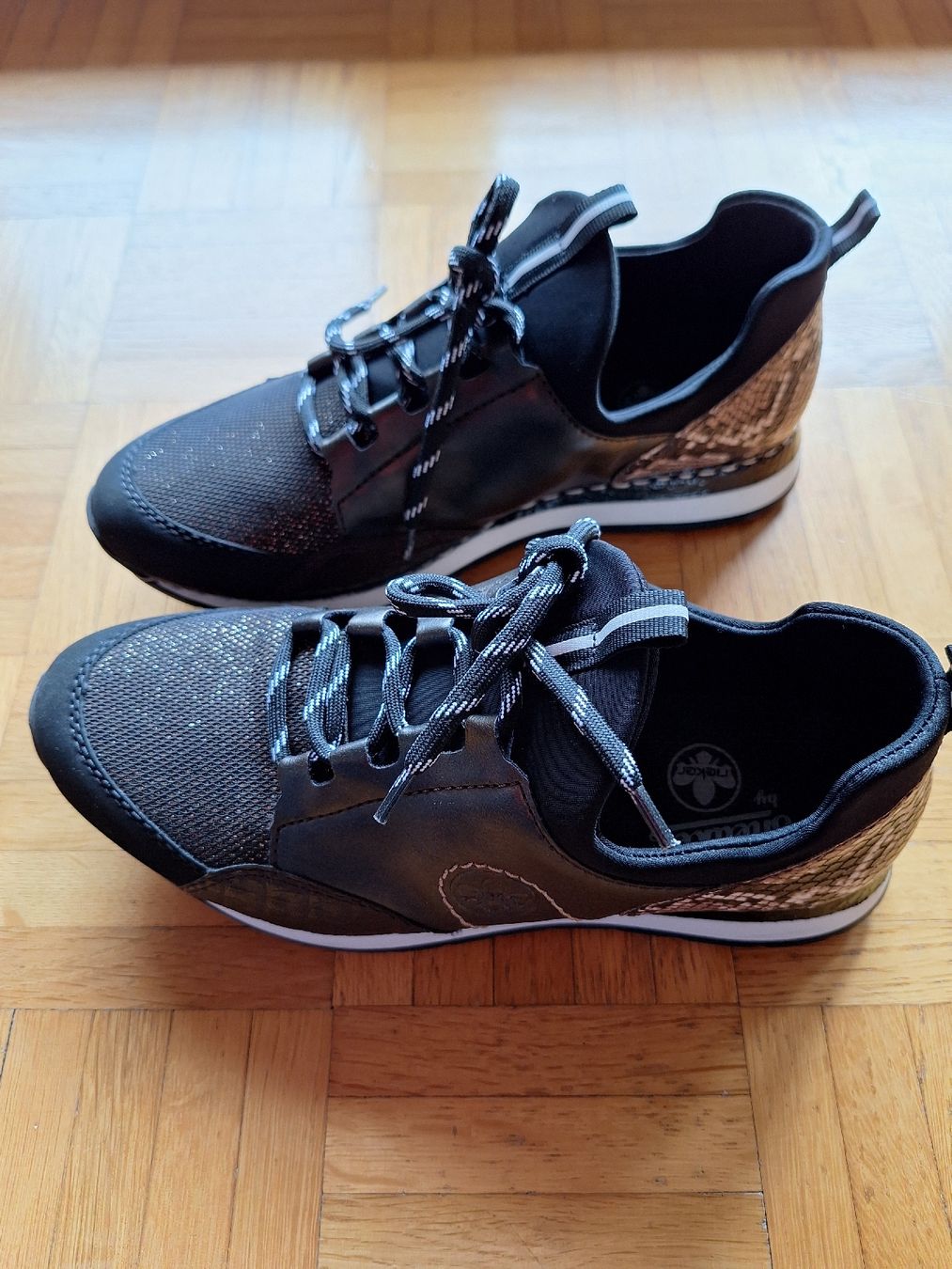 Rieker Scarpe da donna: NEUE Sneaker von rieker, gr. 38 – Nuovo e nell'imballaggio originale da Utzigen venduto da Velvet8 4