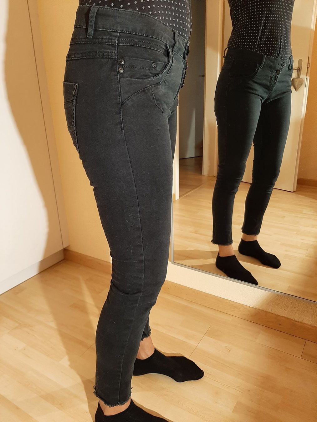 Jeans: Jeans Hose Damenhose Damenjeans – Usato da Wilderswil venduto da SFSw 3