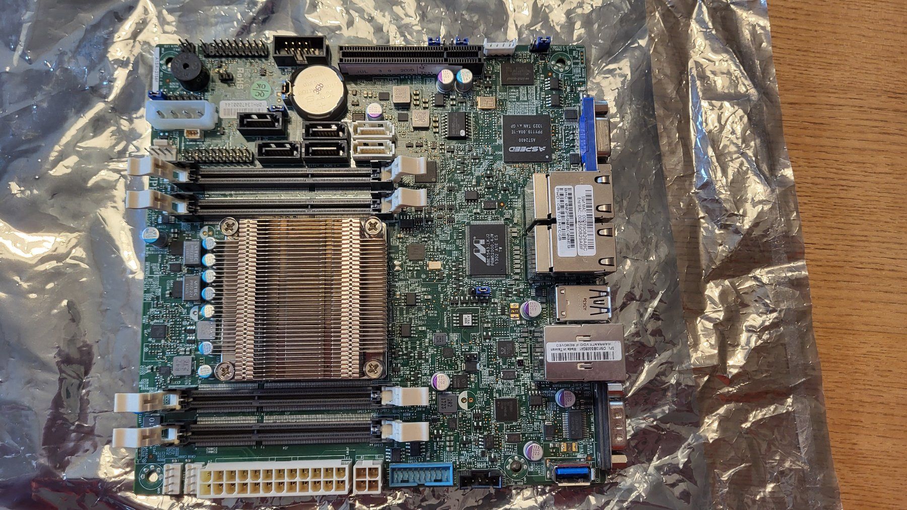 Cartes mère: Supermicro A1SRi-2758F Mini-ITX Server-Mainboard Intel Atom – D'occasion à Schwarzenburg par Geforce 3