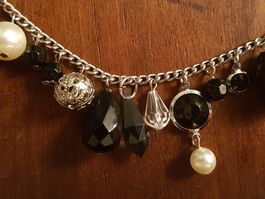 Armband schwarz silberf. perlenartig