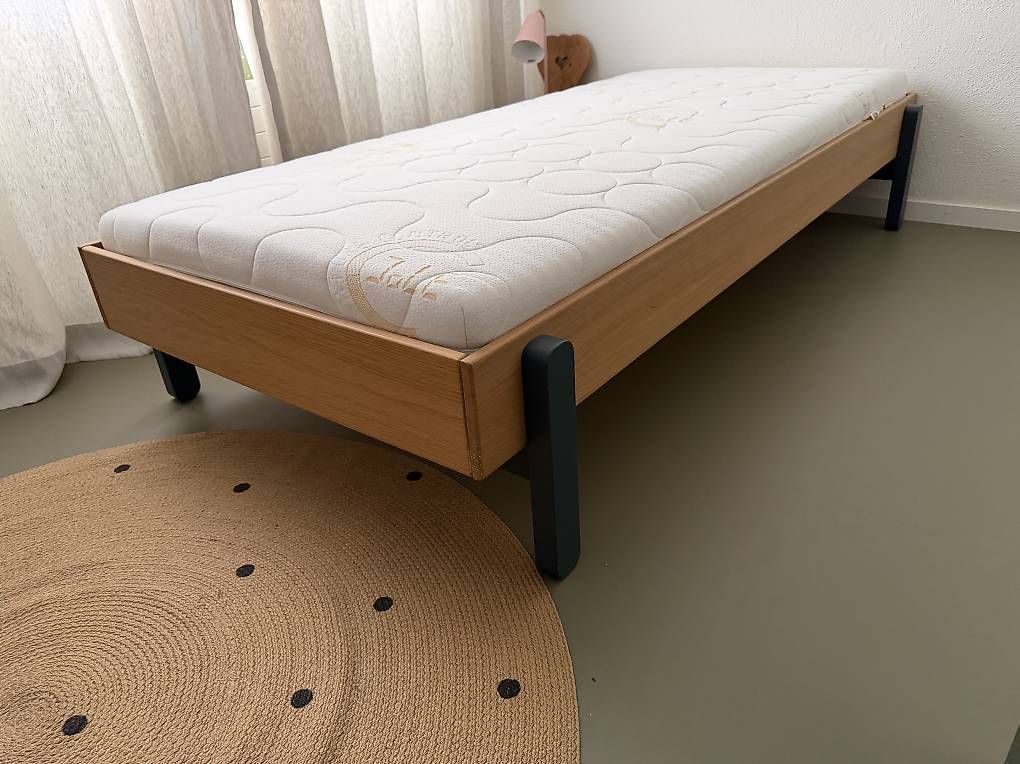 Betten: Flexa Popsicle Bett 90cm inkl. Mattratze – Gebraucht aus La Punt Chamues-ch von cat_9krp