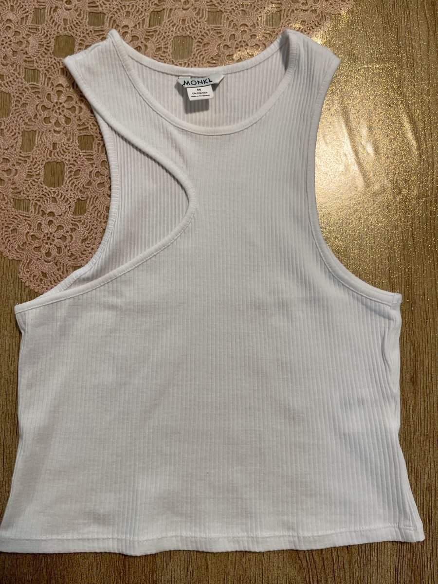 Monki Tops: Monki Cropped Top Grösse M – Neu (gemäss Beschreibung) aus Meikirch von Hilfe_Waisentiere