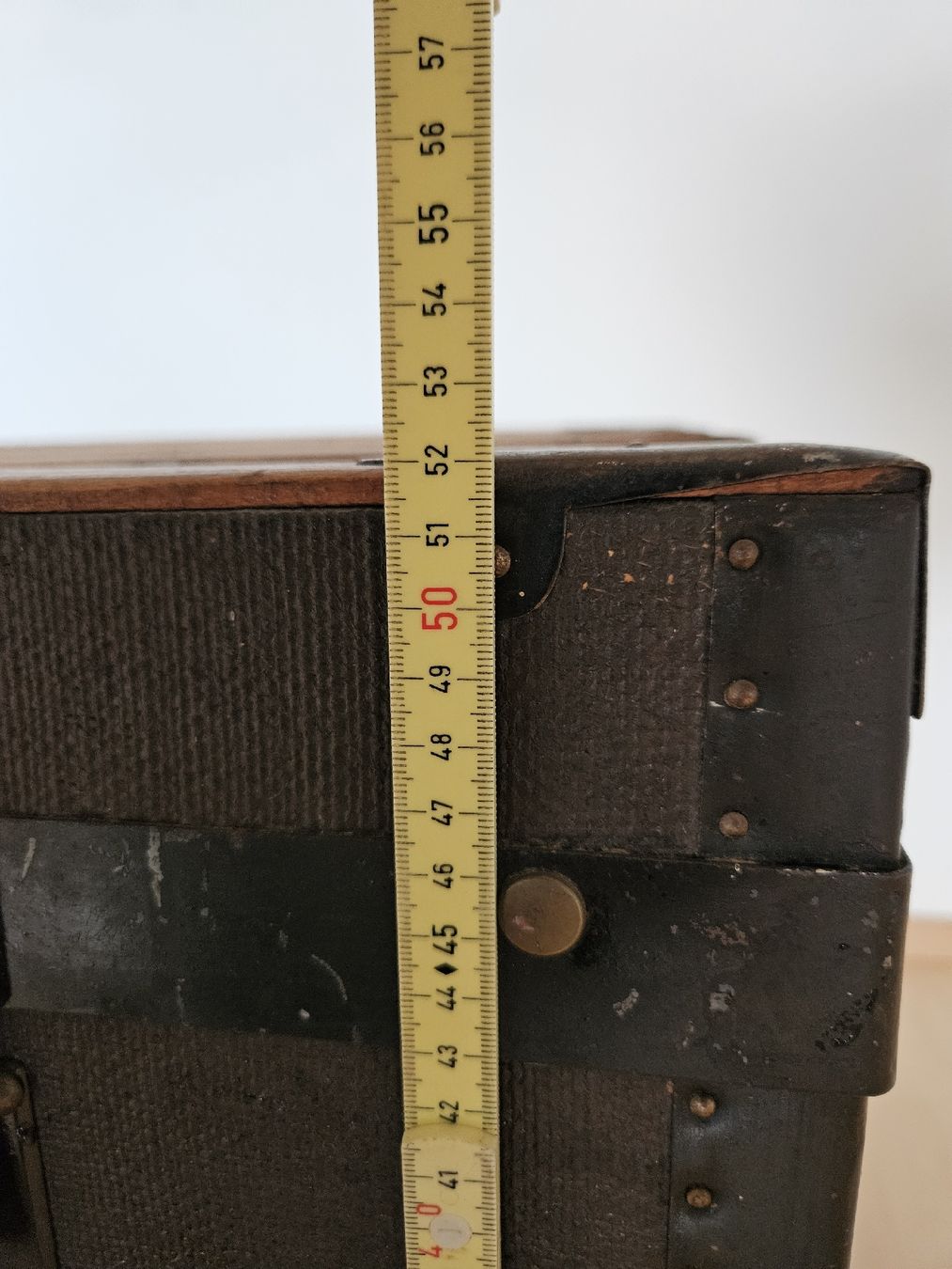 Coffres: Antike Truhe, Masse 95x52x50cm  – D'occasion à Zürich par Pazzenreich 8