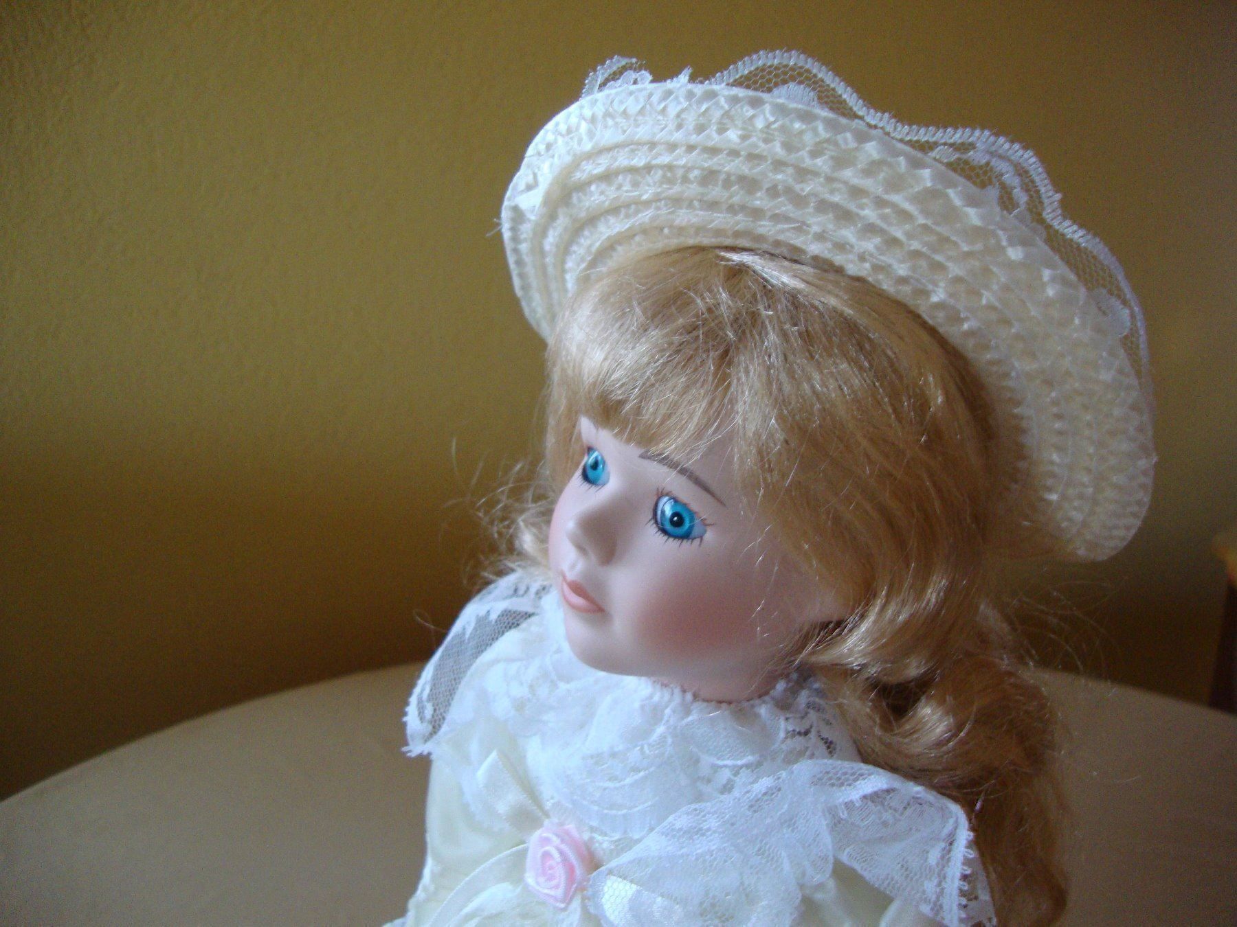 Bambole: PUPPE ELIZABETH – Nuovo e nell'imballaggio originale da Moosseedorf venduto da haro01 8