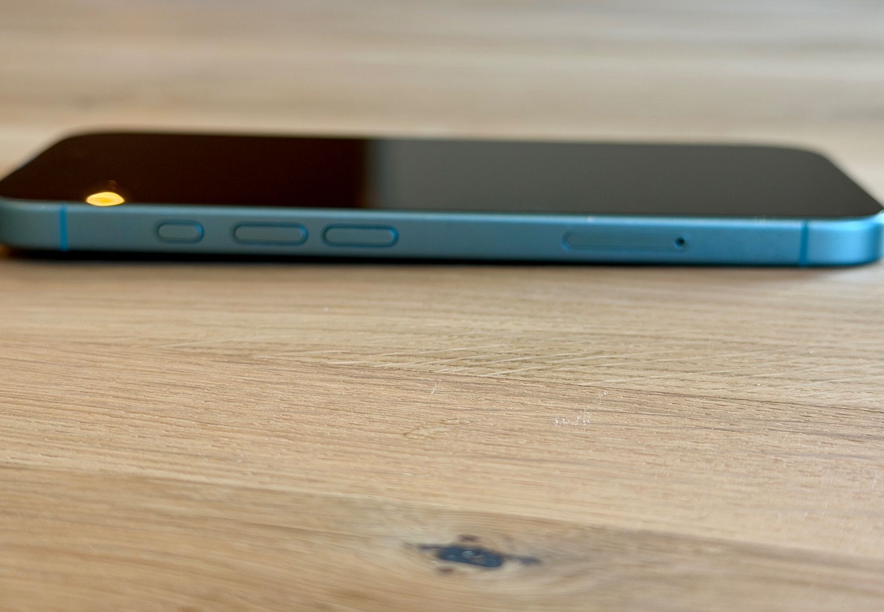 Apple Telefoni cellulari / Smartphones: iPhone 16 mit OVP – Usato da Zürich venduto da robenerdjive 3