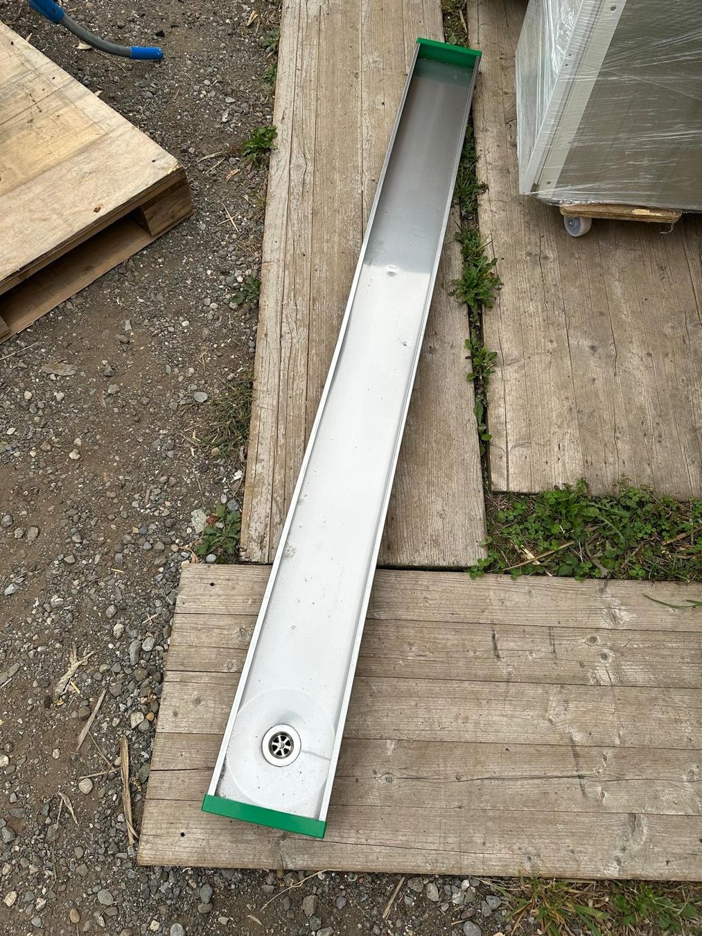Autres matériaux de construction: Tropfwasserrinne – D'occasion à Spreitenbach par Space_X 1