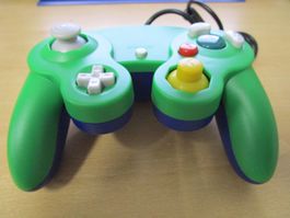 Game Cube Controller Joypad Luigi green blue grün/blau NEU