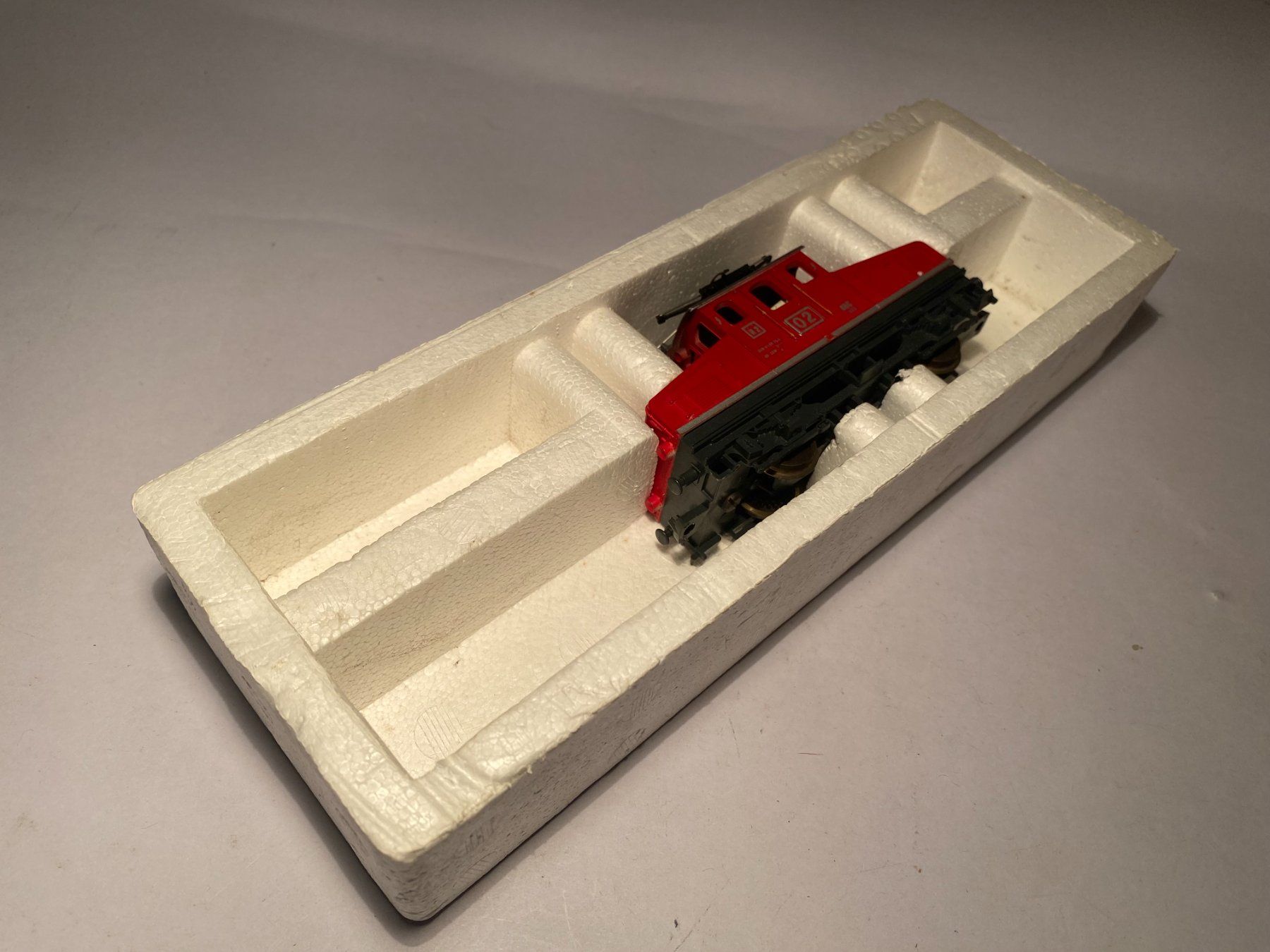 Lima Modellini di ferrovie: LIMA, Rangierlok BBC Werkslok 02 rot, DC Analog – Usato da Buchrain venduto da Modellbahn11 8