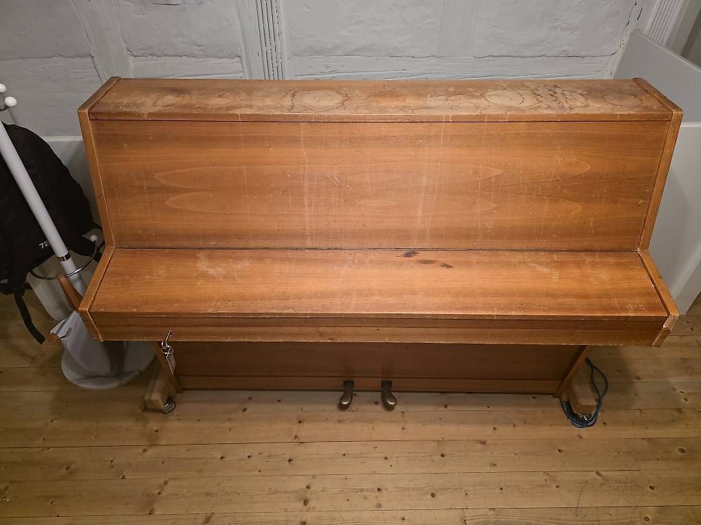 Strumenti musicali: Zimmermann Klavier – Usato da Winterthur venduto da reb_2mpv 2