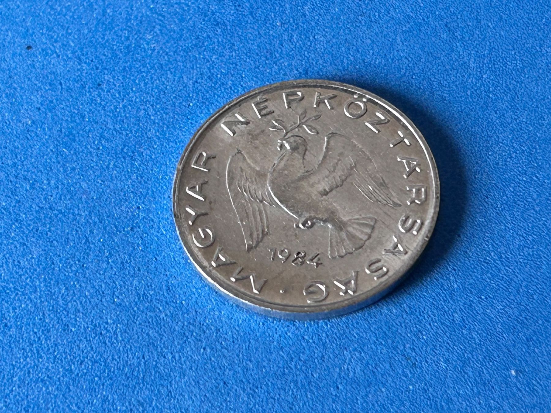 Tutti le monete: Hungary - 10 Fillér 1984 – Usato da Corcelles NE venduto da AJKader 1