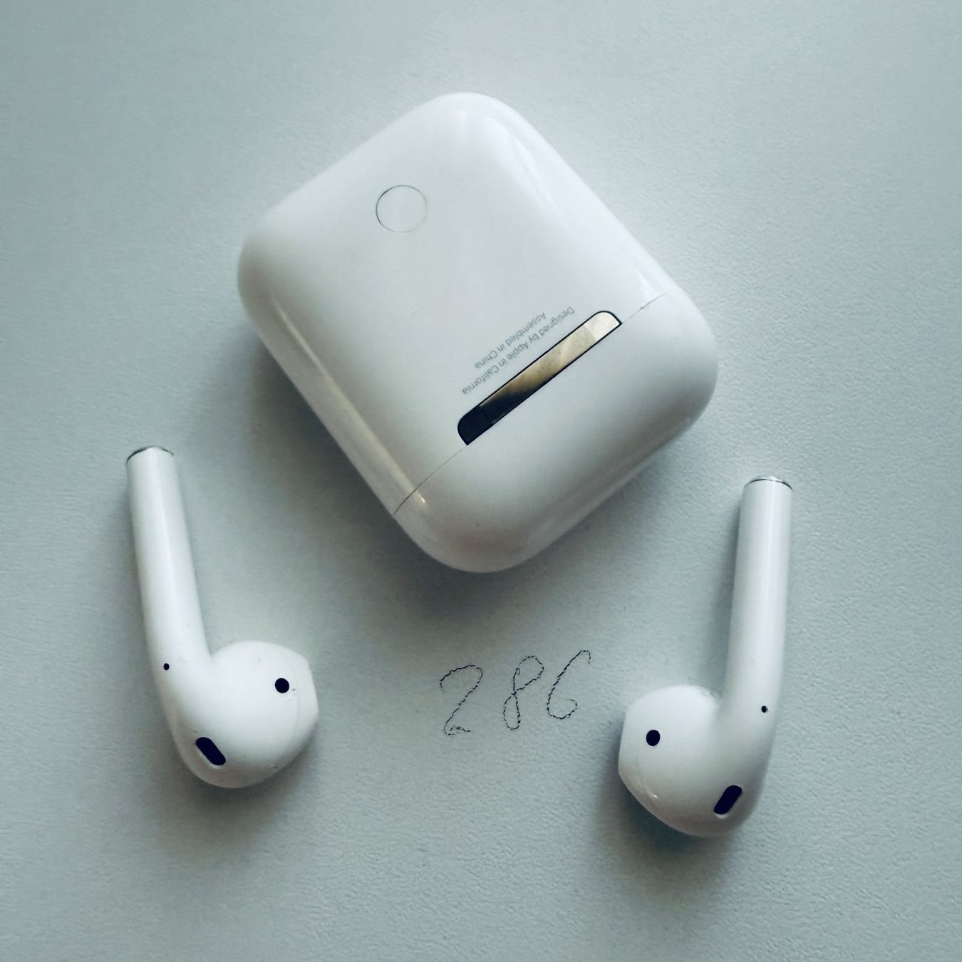 Apple Cuffie: Original Apple AirPods 2 Gen. Wireless Kopfhörer & Case – Usato da Basel venduto da MY.AIRPODS.SHOP 3