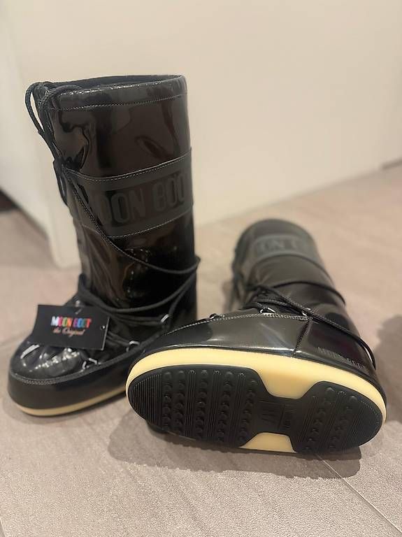 Scarpe da donna: Moont Boot Vinile Met Gr 39/41 – Usato da Gränichen venduto da keranovic20 1
