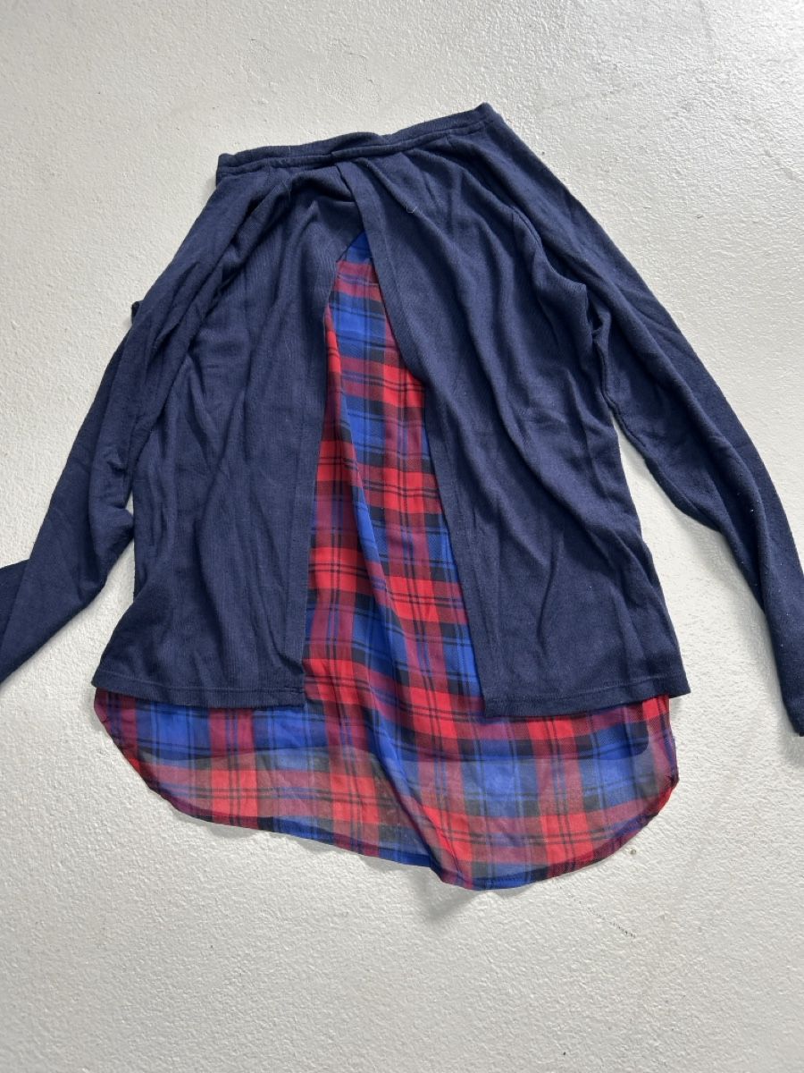 Maglioni & Felpe: Pullover Gr 164 – Usato da Lostorf venduto da Venice16 1
