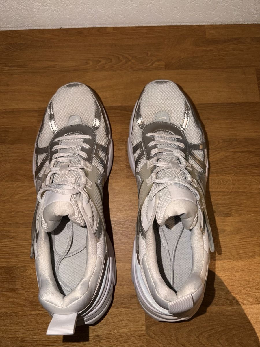 Scarpe da uomo: Nike V2K Run – Usato da Wald ZH venduto da Goutzi 5