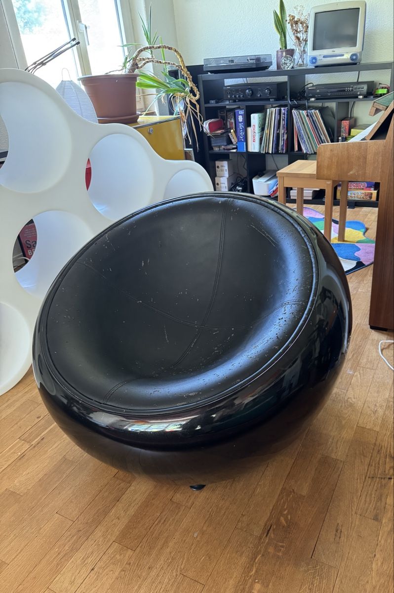 Poltrone: Egg Pod Chair Style Eero Aarnio Schwarz – Usato da Bern venduto da mikemikelehmann 4