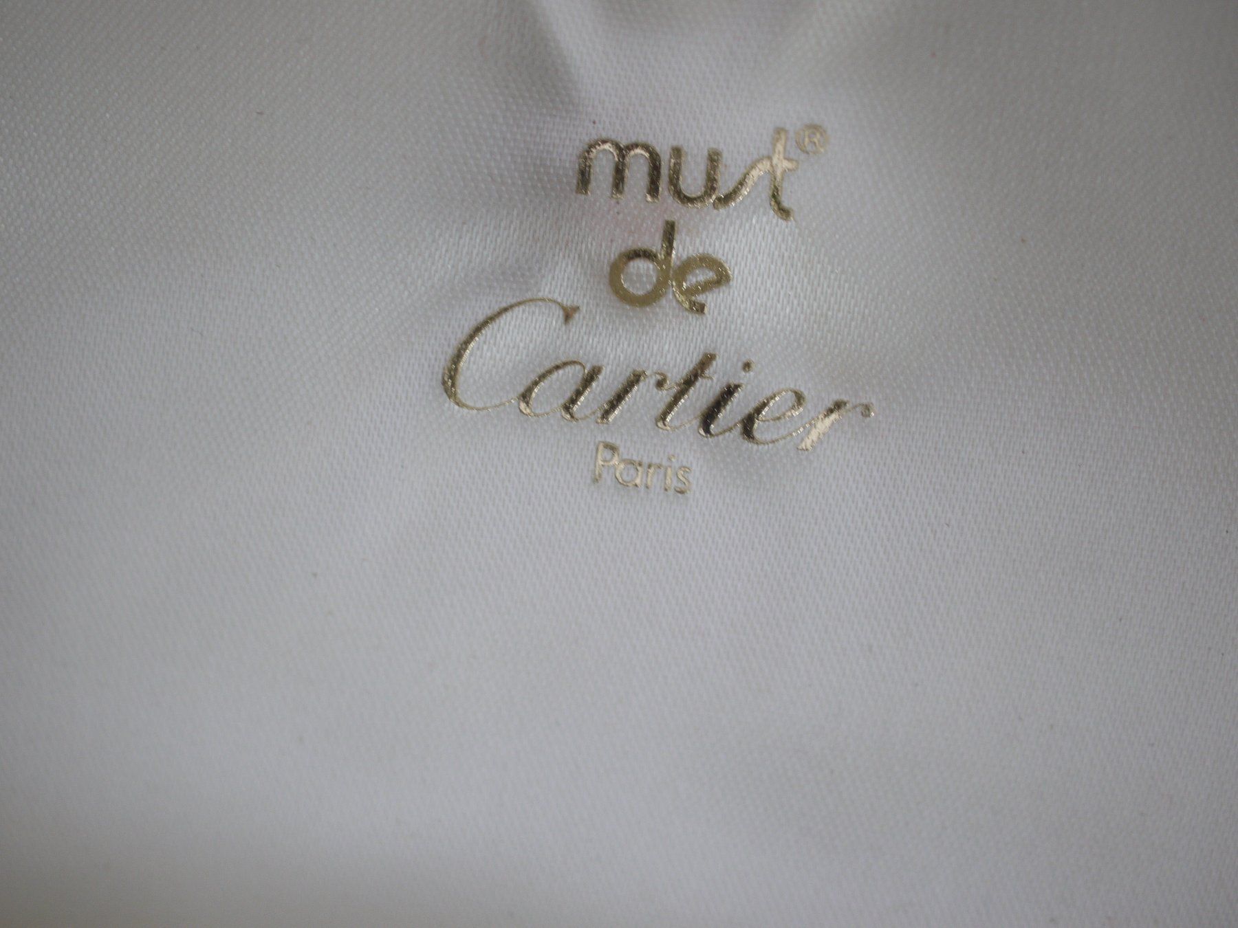 Cartier Portagioie: Mus de Cartier 12 x 12 x 2.8cm Ref. 535 – Usato da Gross venduto da Retro20 4