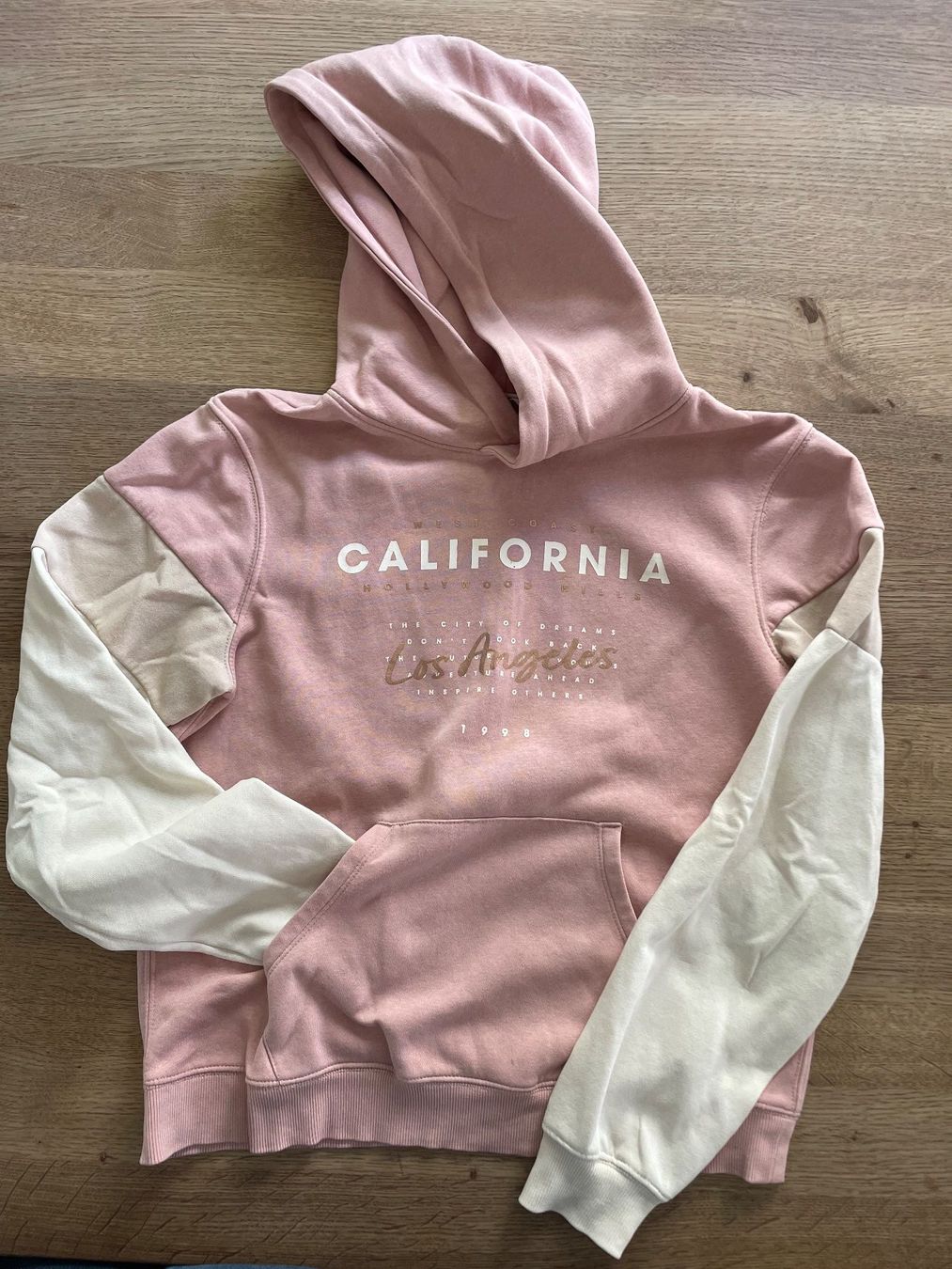 Maglioni & Felpe: Hoodie Gr. 170, 2 Stk – Usato da Winterthur venduto da sellforless 3