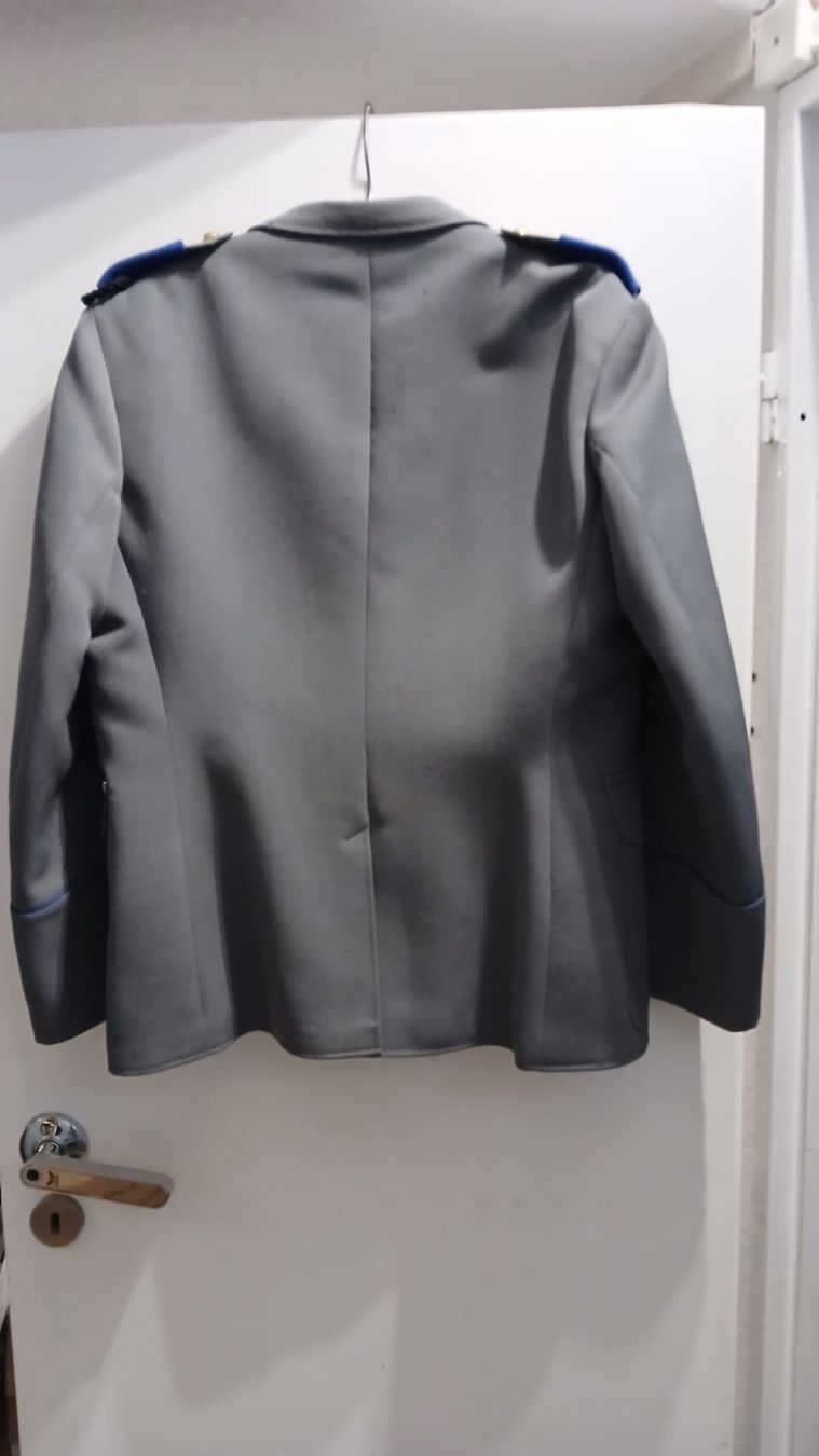 Uniformi: Veste de Gendarmerie Vaudoise – Usato da Romainmôtier venduto da PanPan 1