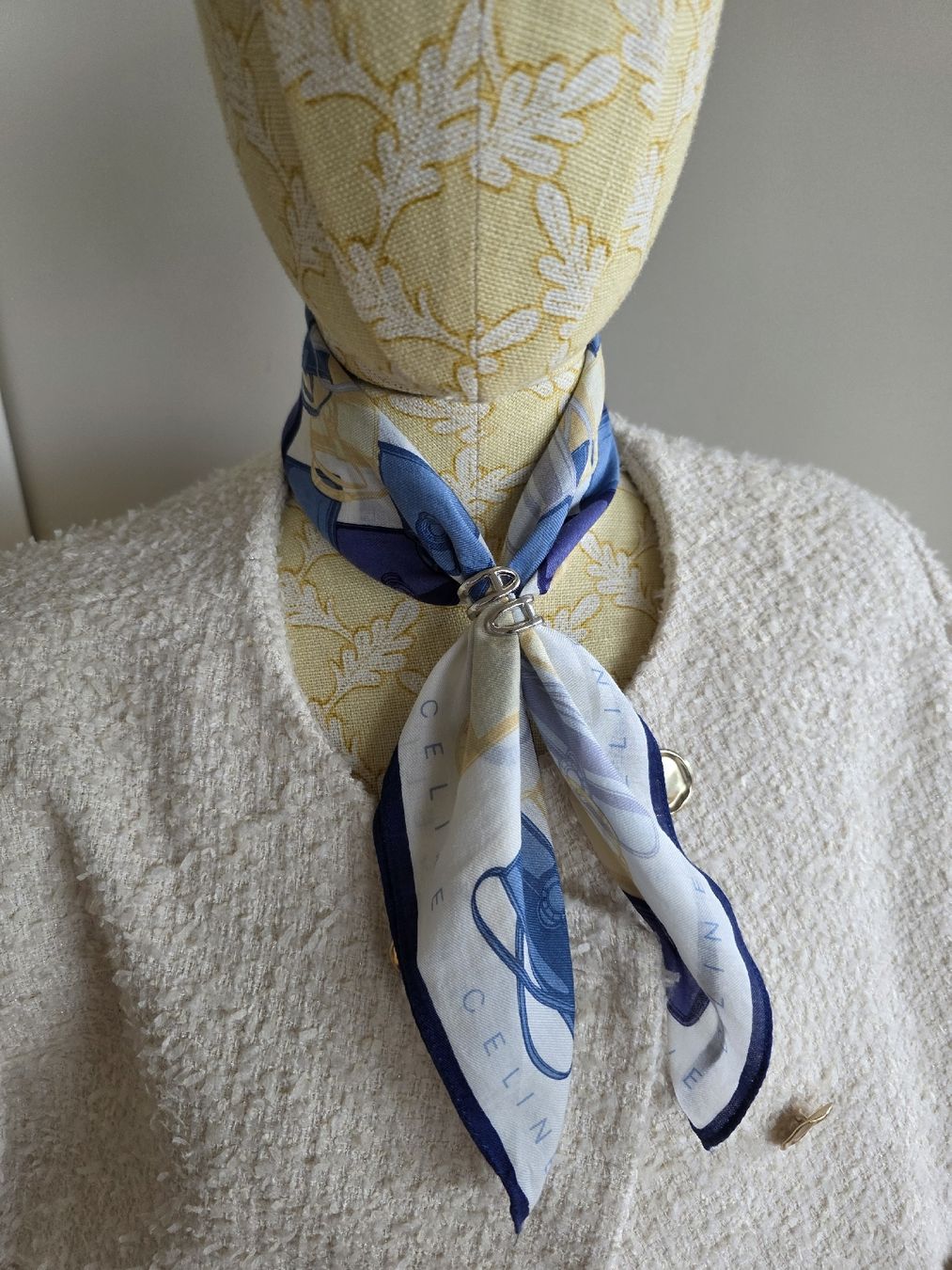 Celine Foulard & Sciarpe: Celine Vintage Tuch 48x48 cm – Usato da Zürich venduto da LIMAR 1